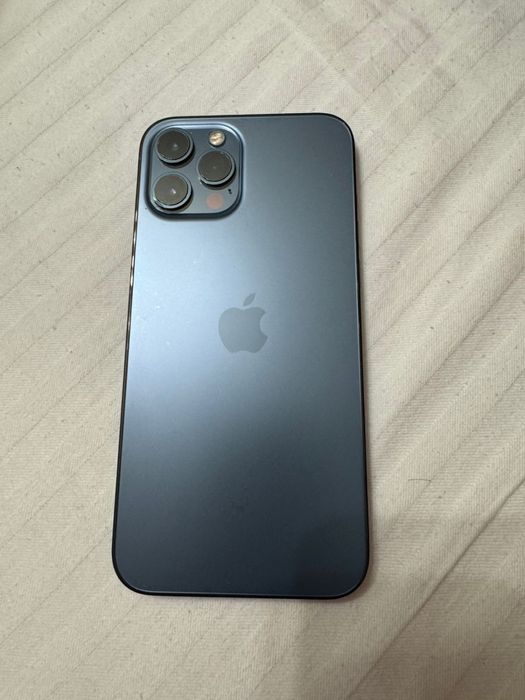 Продам Iphone 12 Pro Max