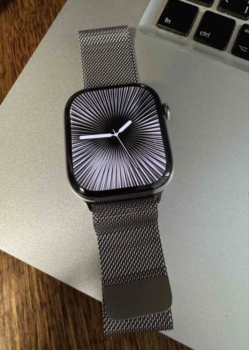 Apple Watch Series 10 Titanium 46 mm