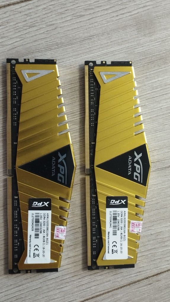Продам комплект Проц Xeon e5 -2640v3, плата X99M, ddr4 - 2*8Gb, кулер