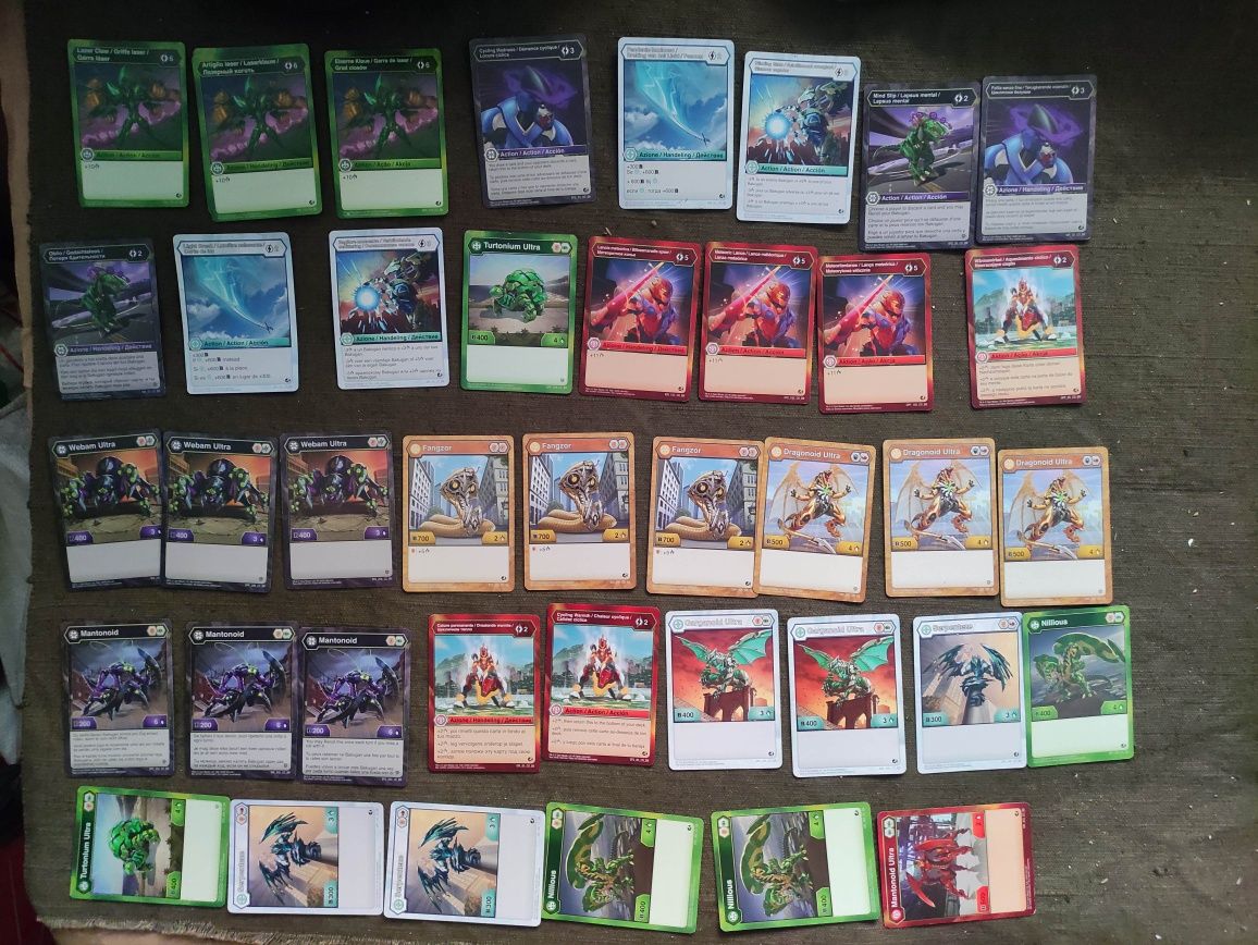 Продавам Panini adrenalyn , Свежите супергерои,Yu-gi-oh,Bakugan