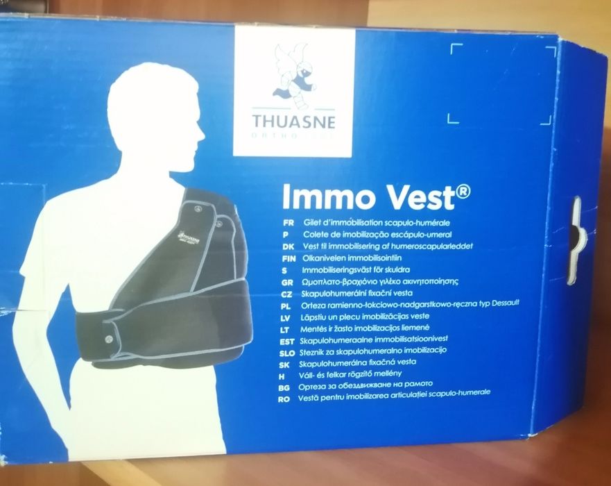 Vestă pentru imobilizarea articulațiilor umărului