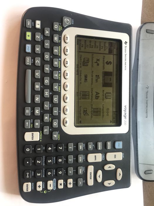 Texas Instruments Voyage 200 калкулатор