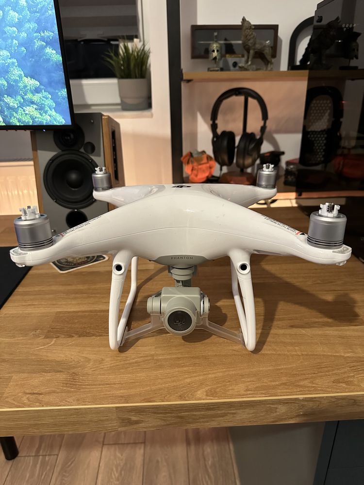 Drona DJI Phantom 4 PRO V2