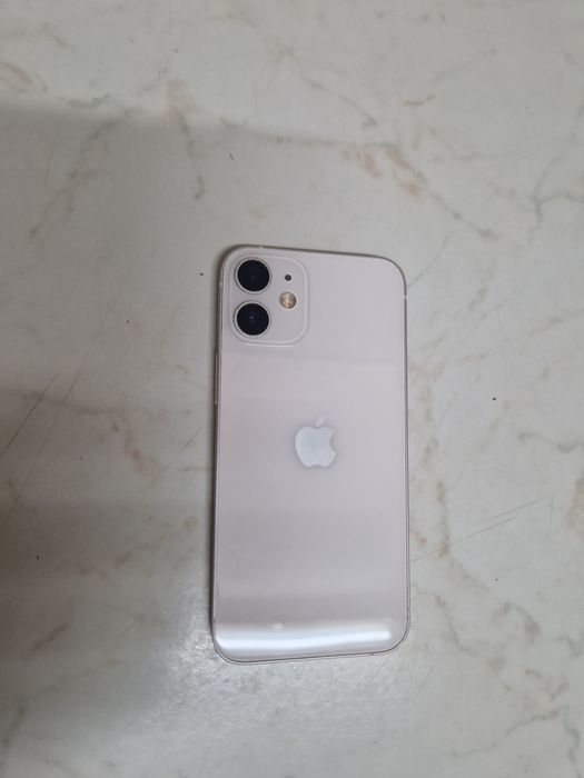 Vând iphone 12 mini