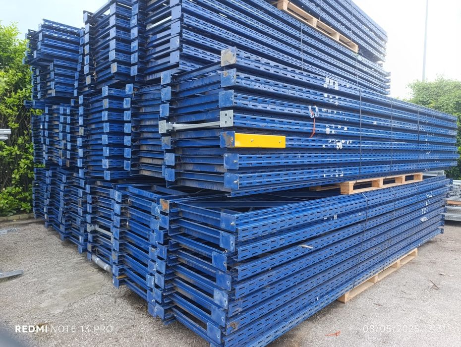 Rafturi profesionale