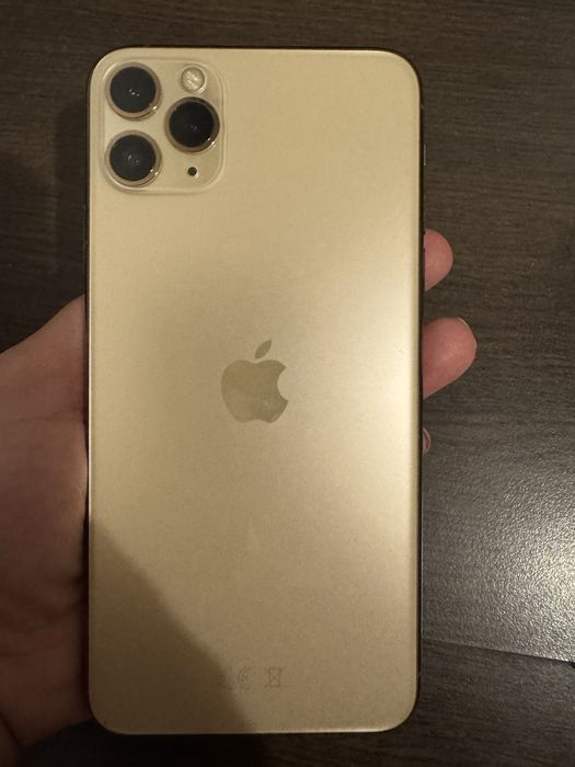 IPHONE 11 pro max -64 GB
