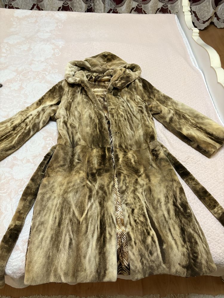 Продам норковую стриженную шубу