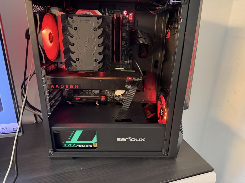 Vand Schimb Pc gaming i7 32 Ram RTX 2060 Super 8Gb SSD 1Tb RGB