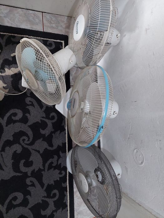 Vând ventilator second-hand