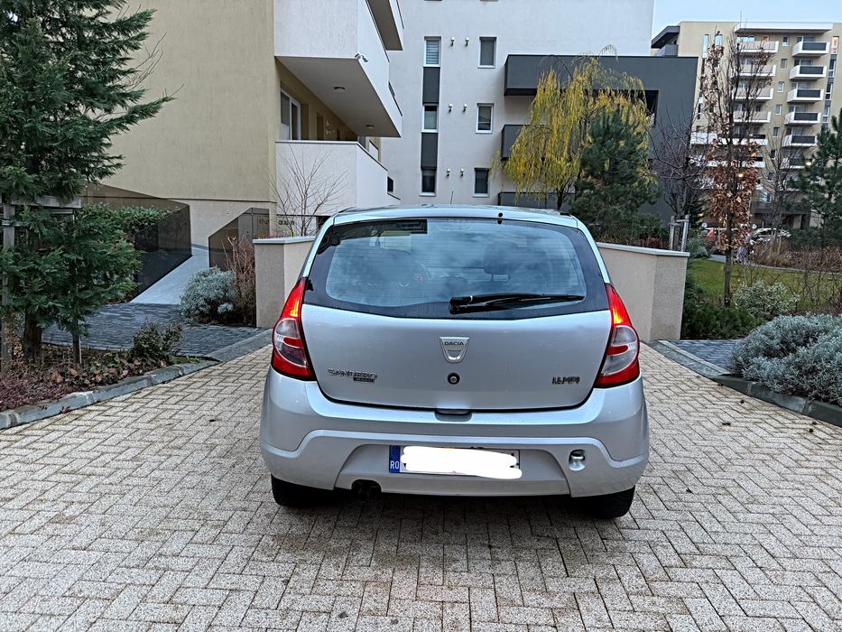 Dacia Sandero 1.4 benzina /79.000 km / Unic proprietar !