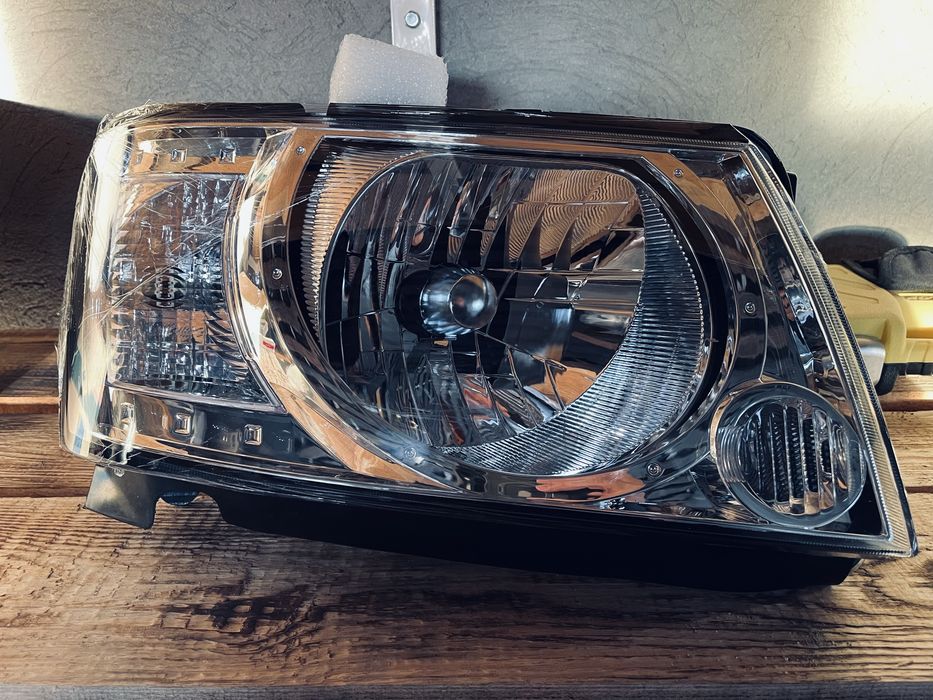 Фара Depo Nissan Patrol Y 61