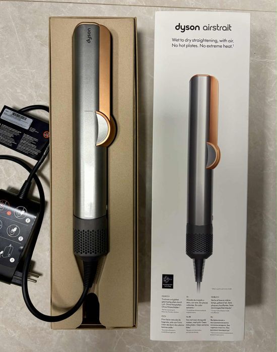 Dyson Airstrait – почти нова!