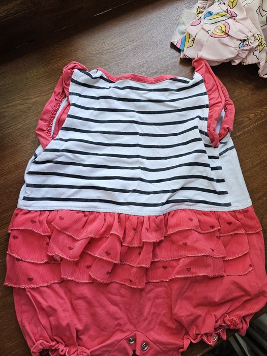 Уостюмчик и косбинезоны для девочки 3 -6 месяцев