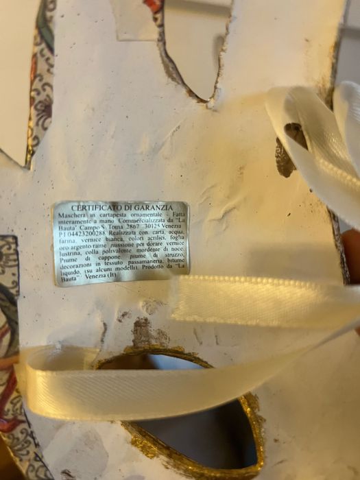 Оригинална маска La Bauta от Венеция, нова със сертификат