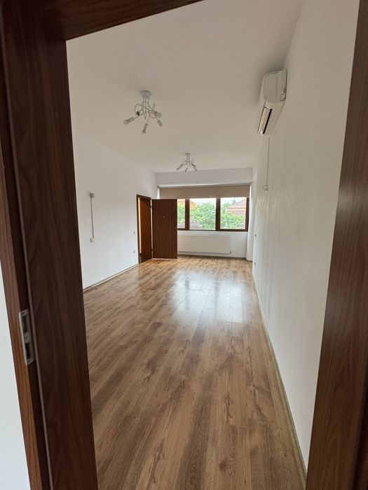 Se inchiriaza casa independenta str Cluj