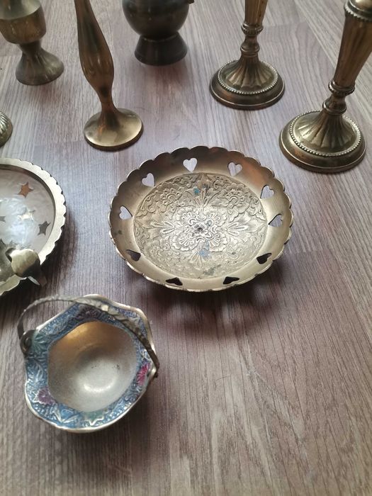 Месингови свещници и други