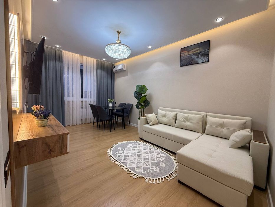 Продам квартиру Буюк ипак йули 1в2/3/5 35м2