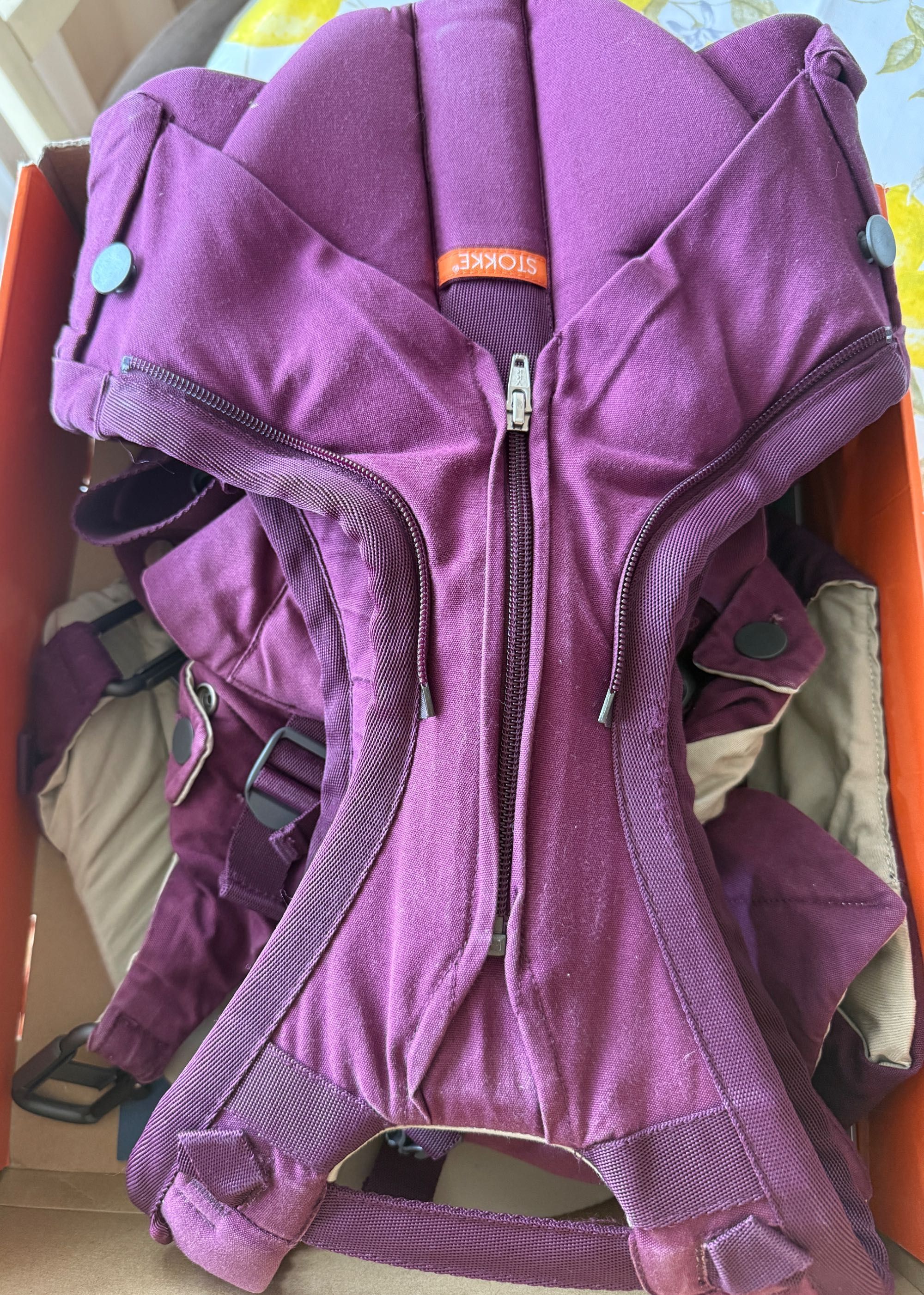 Кенгуру за носене на бебе Stokke