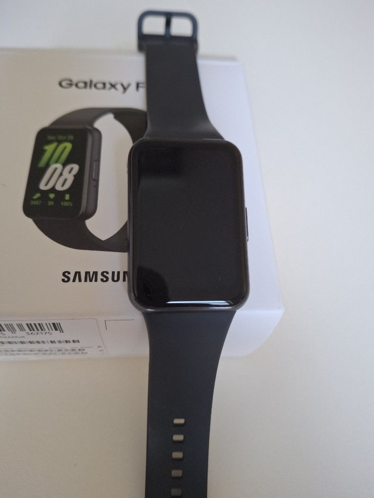 Нов galaxy fit3 с гаранция