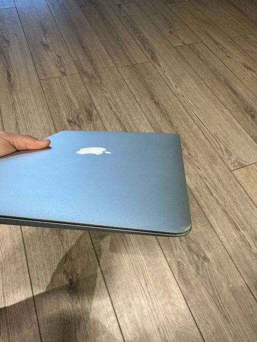 Macbook Air 13" A1466 EMC2632