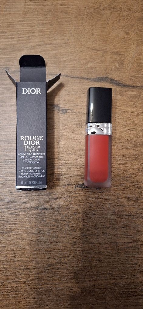 Rouge Dior forever liquid 999