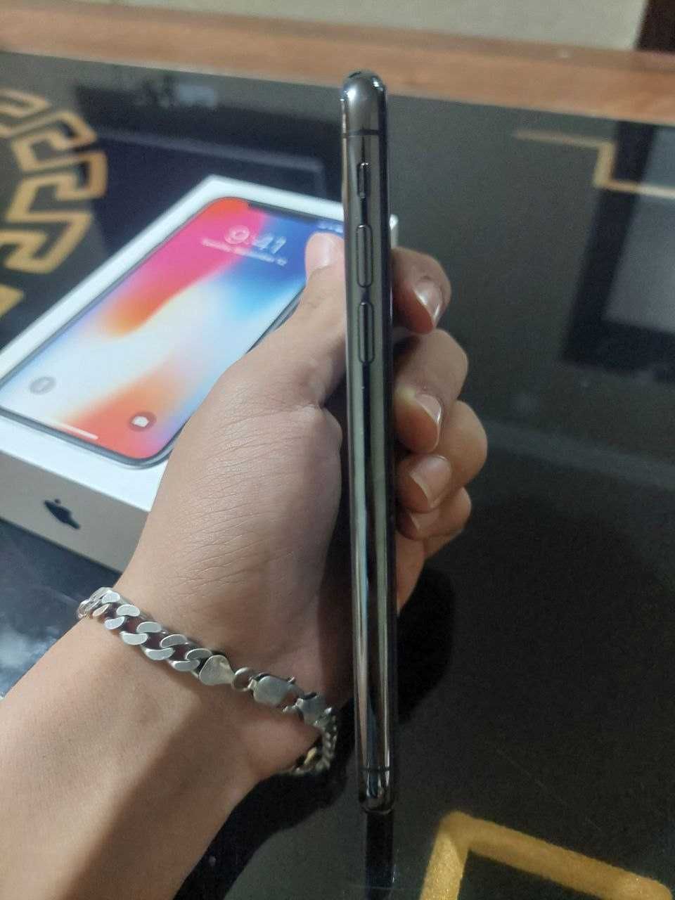 iPhone x 64gb bita qõl