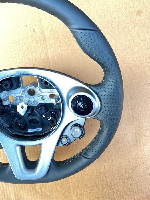 Volan nou piele Smart Forfour 453 comenzi nou original Smart 2014+