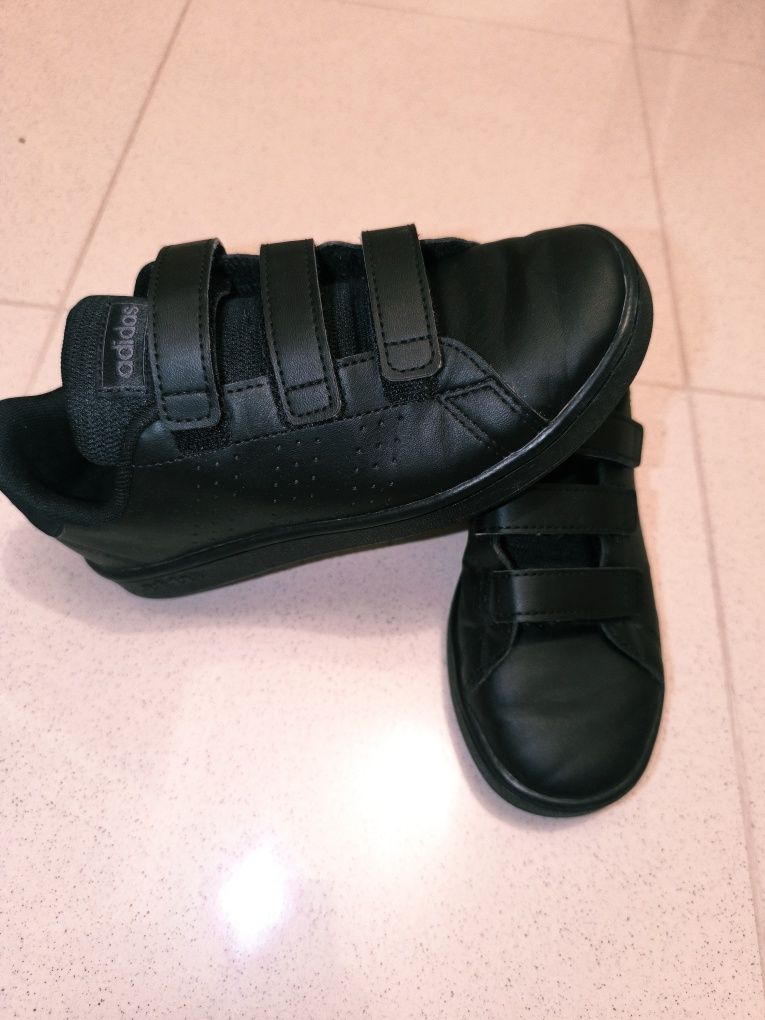 Детски маратонки Adidas 33.1/2