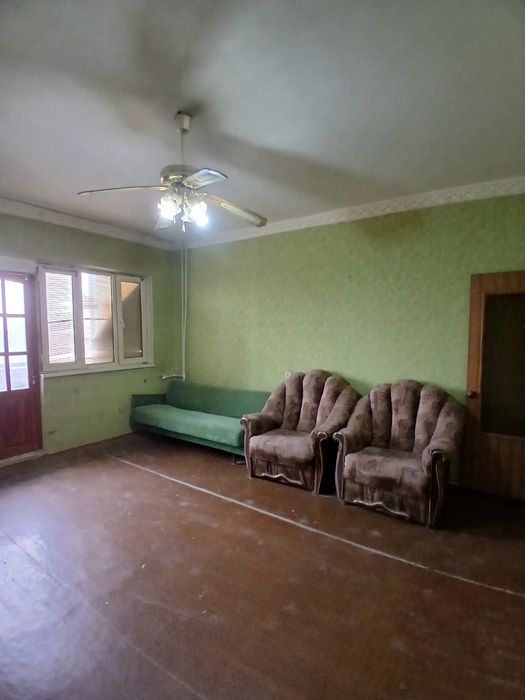 Продаётся 2-х комнатная квартира