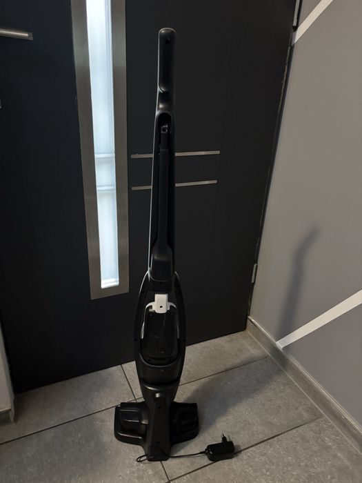 Aspirator vertical 2in1 AEG QX7 Allergy