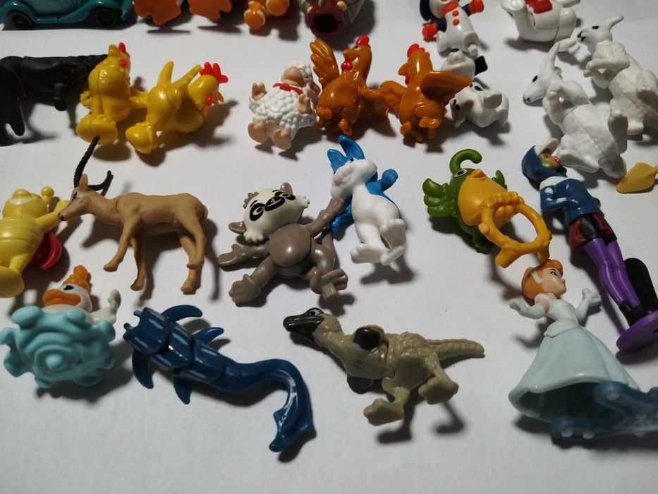 Figurine action Man, Kinder etc