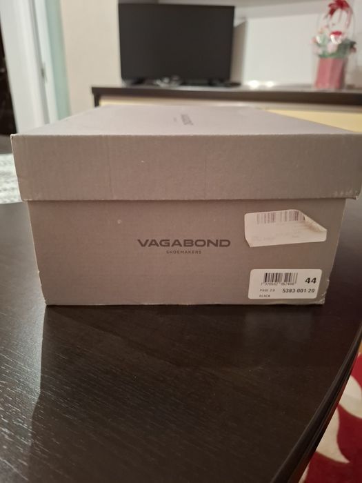 Adidasi Vagabond