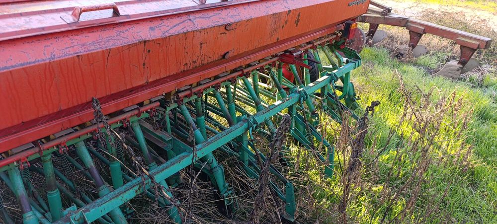 Сеялка за жито,,