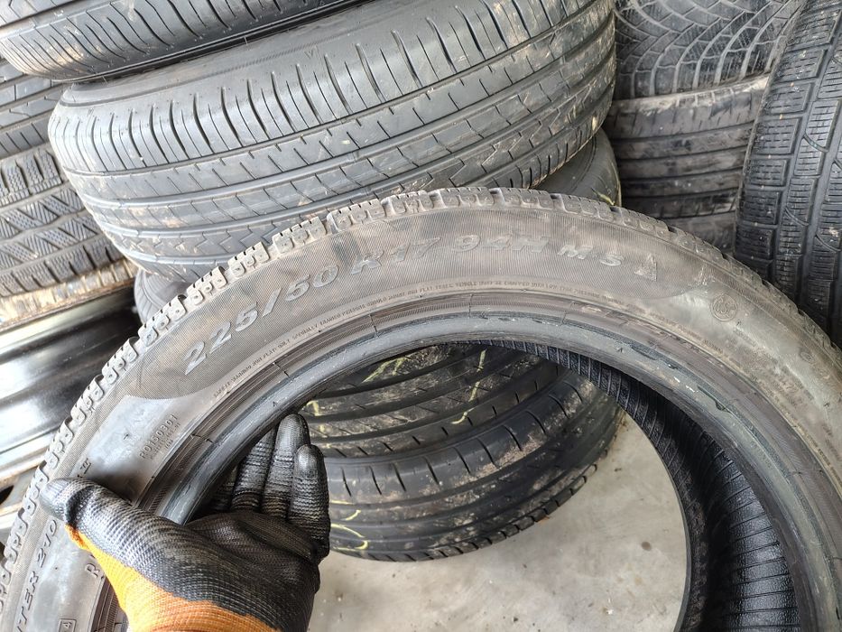 4бр зимни Pirelly 225 50 17 RSC