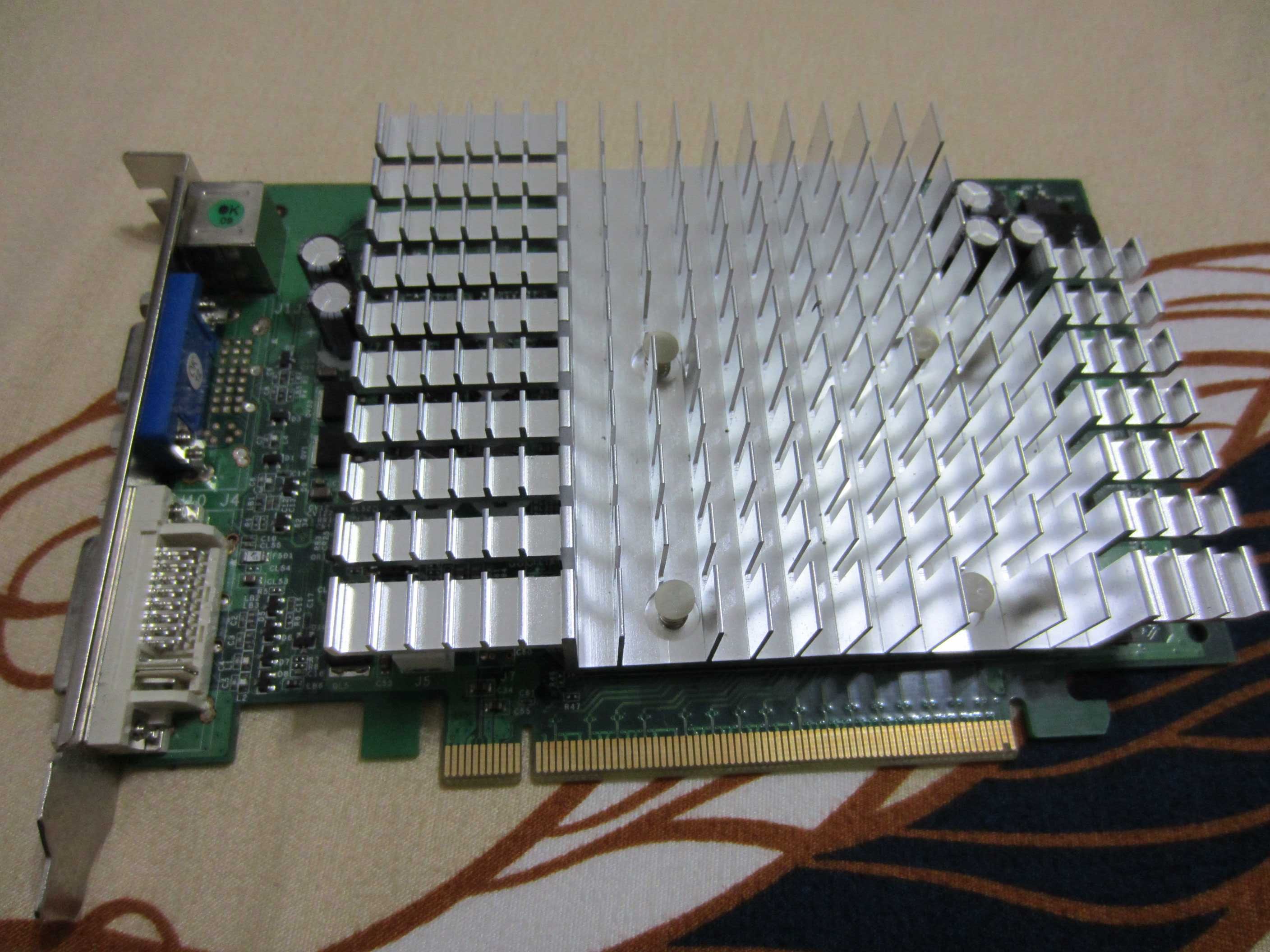 Placa video GeForce 9400GT GDDR2/128 bit-ieftina
