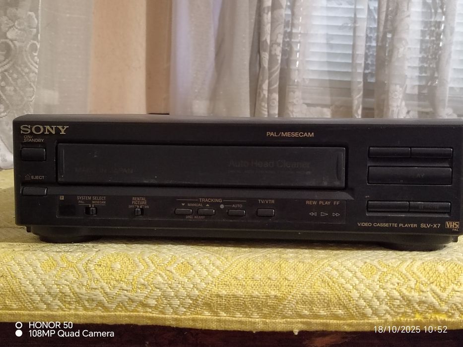 Видео Sony.  .  .