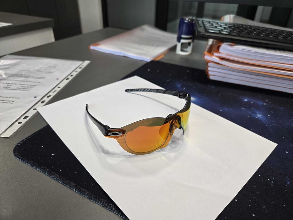 Ochelari ciclism  schi snowboard Oakley  Re:subzero  Carbon Fiber