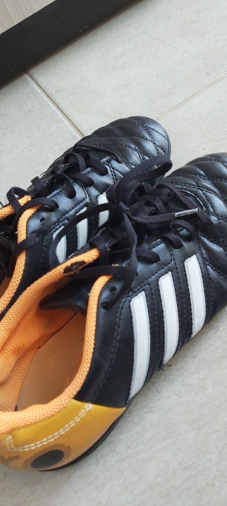 Маратонки adidas