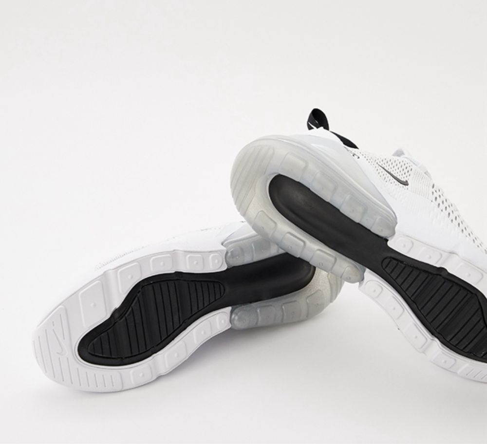 Nike 270 кроссовки женские