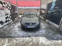 Volkswagen Golf 5 1.6 FSI