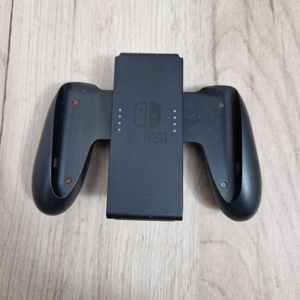 Joy Con Grip Switch