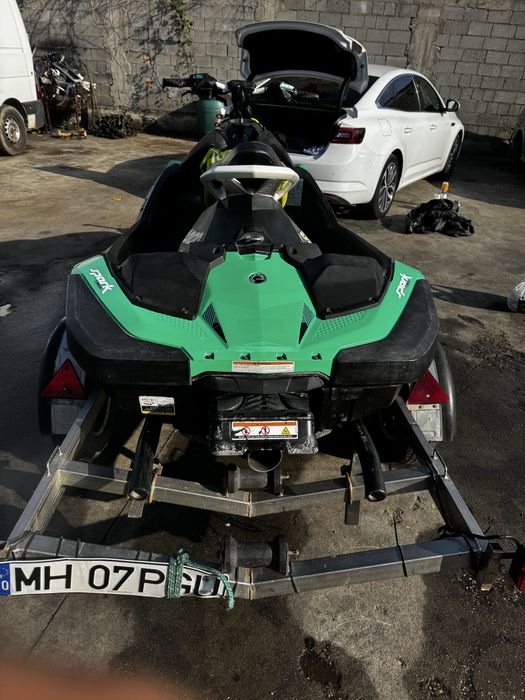 Sea-Doo Spark Trix