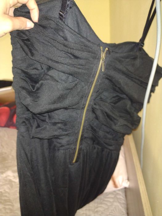 3 дамски рокли размер с/М цената е за трите