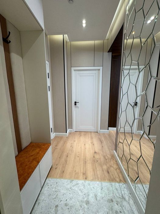 Продается квартира  Узбум Group City Tawer.2/5/16