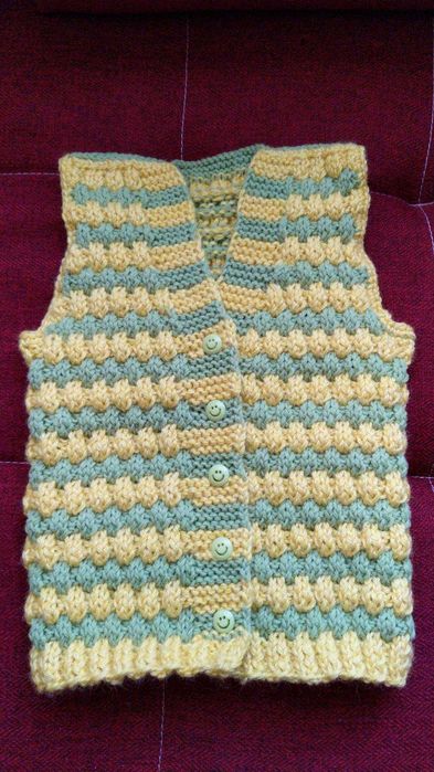 Ръчно плетени дрешки за деца и кукли