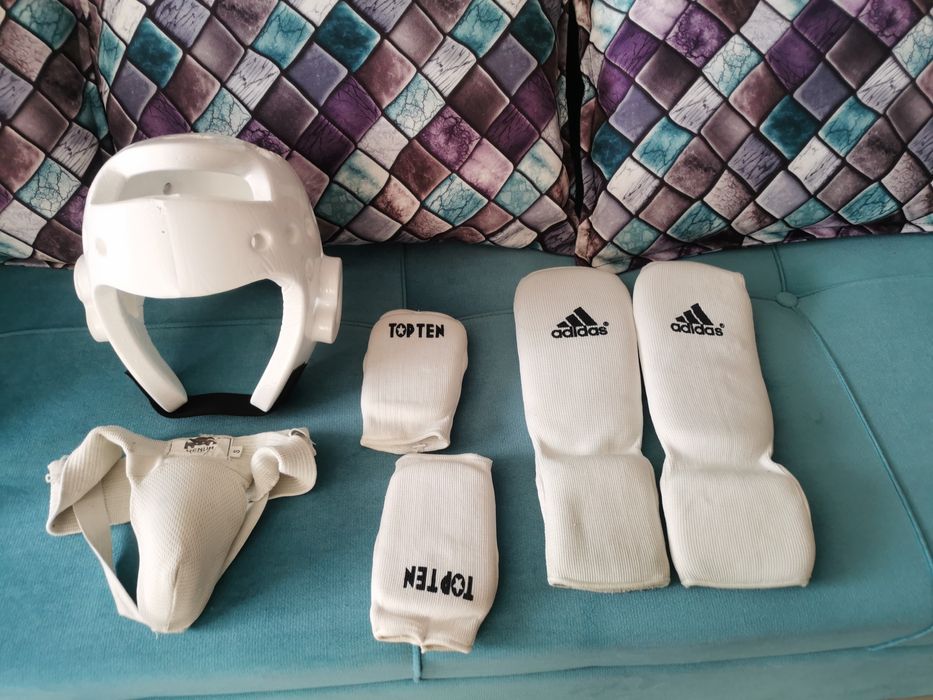 Продам всё всместе за 10000 кимано