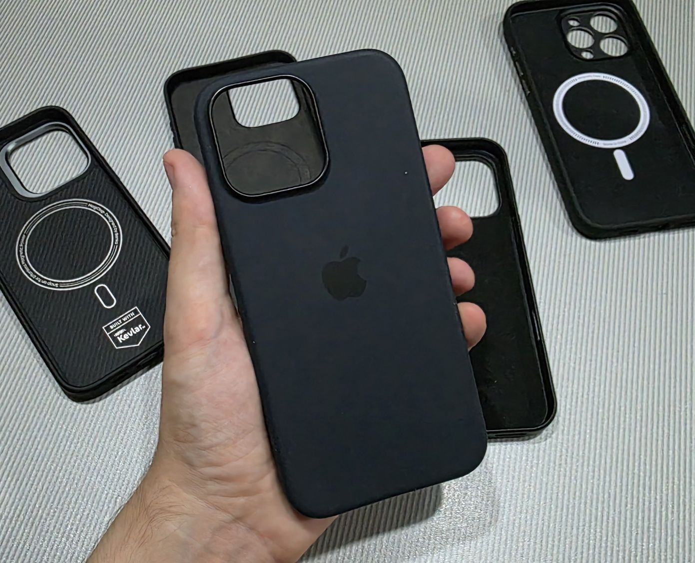 Чехол Magsafe для iPhone 16 Pro Max