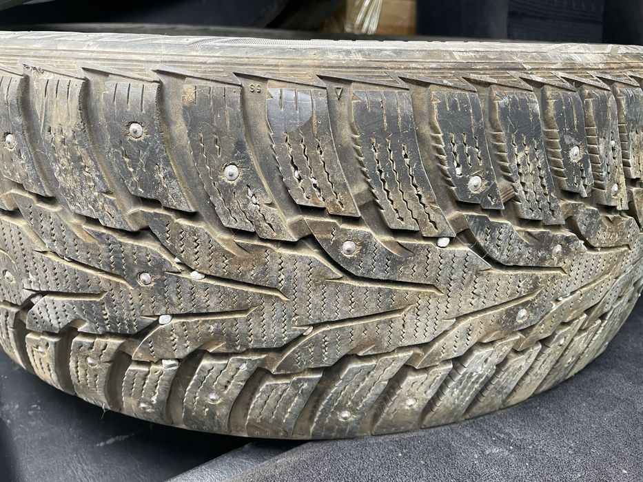 Шипованные зимние покрышки