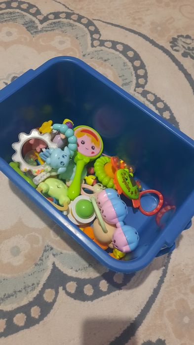 Погремушки для младенца