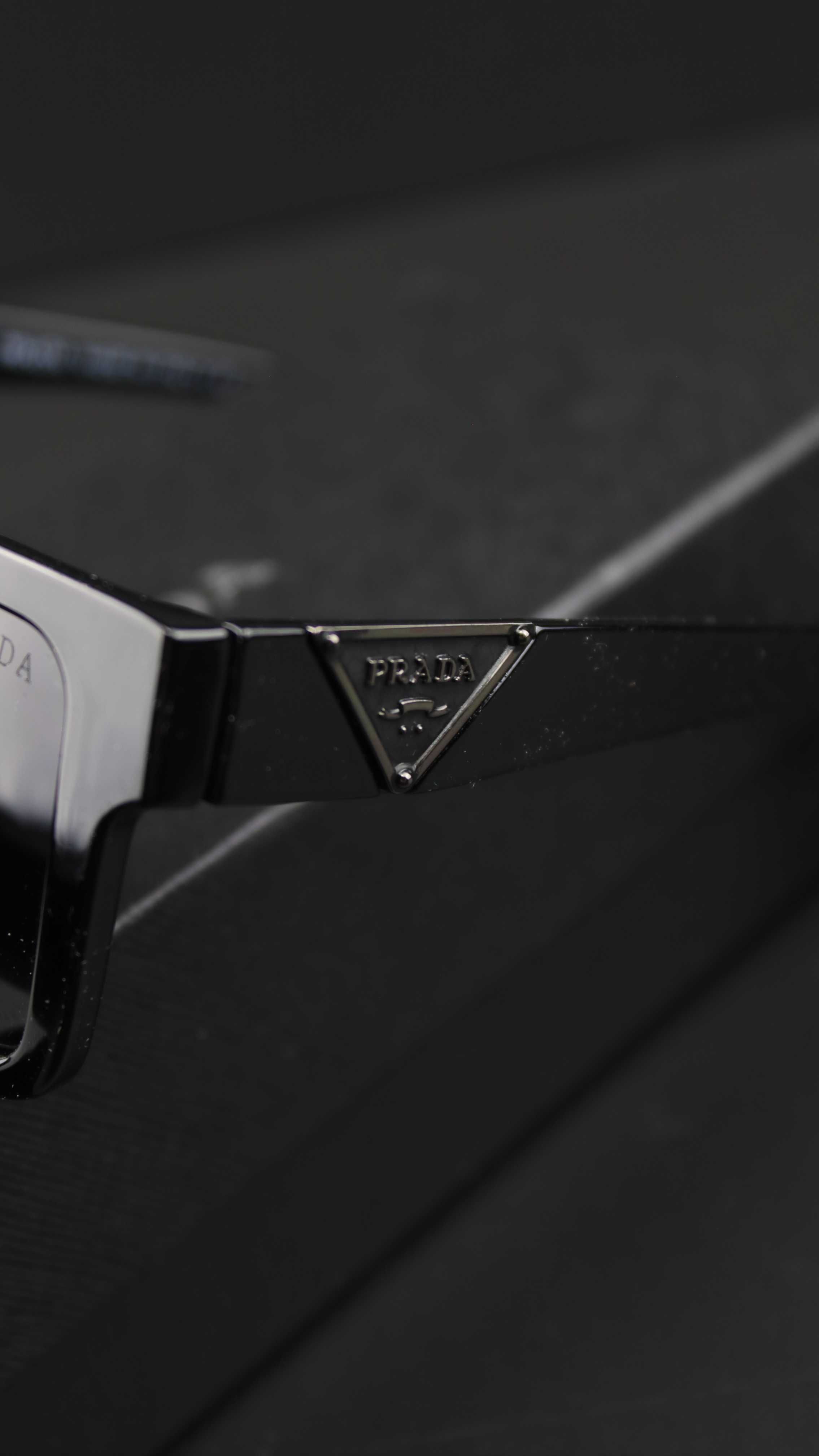 Ochelari de soare Prada